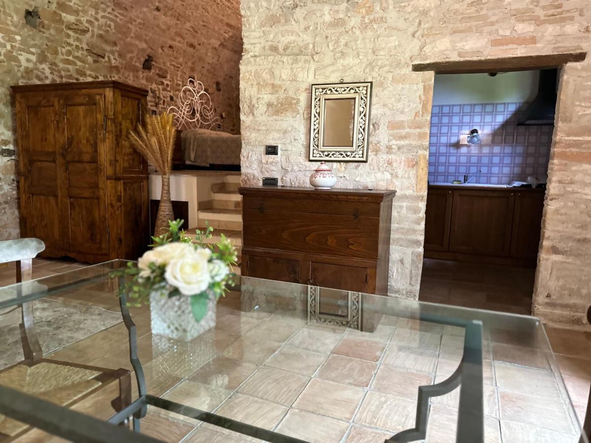 All Stone Horse Stable Converted To Elegant Apartment - Baltimora スポレート エクステリア 写真